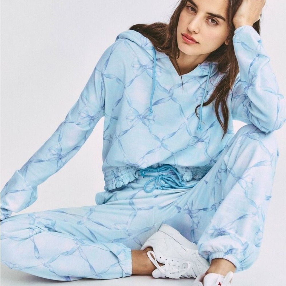 LoveShackFancy x Beach Riot - Blue Bow Sweat Set